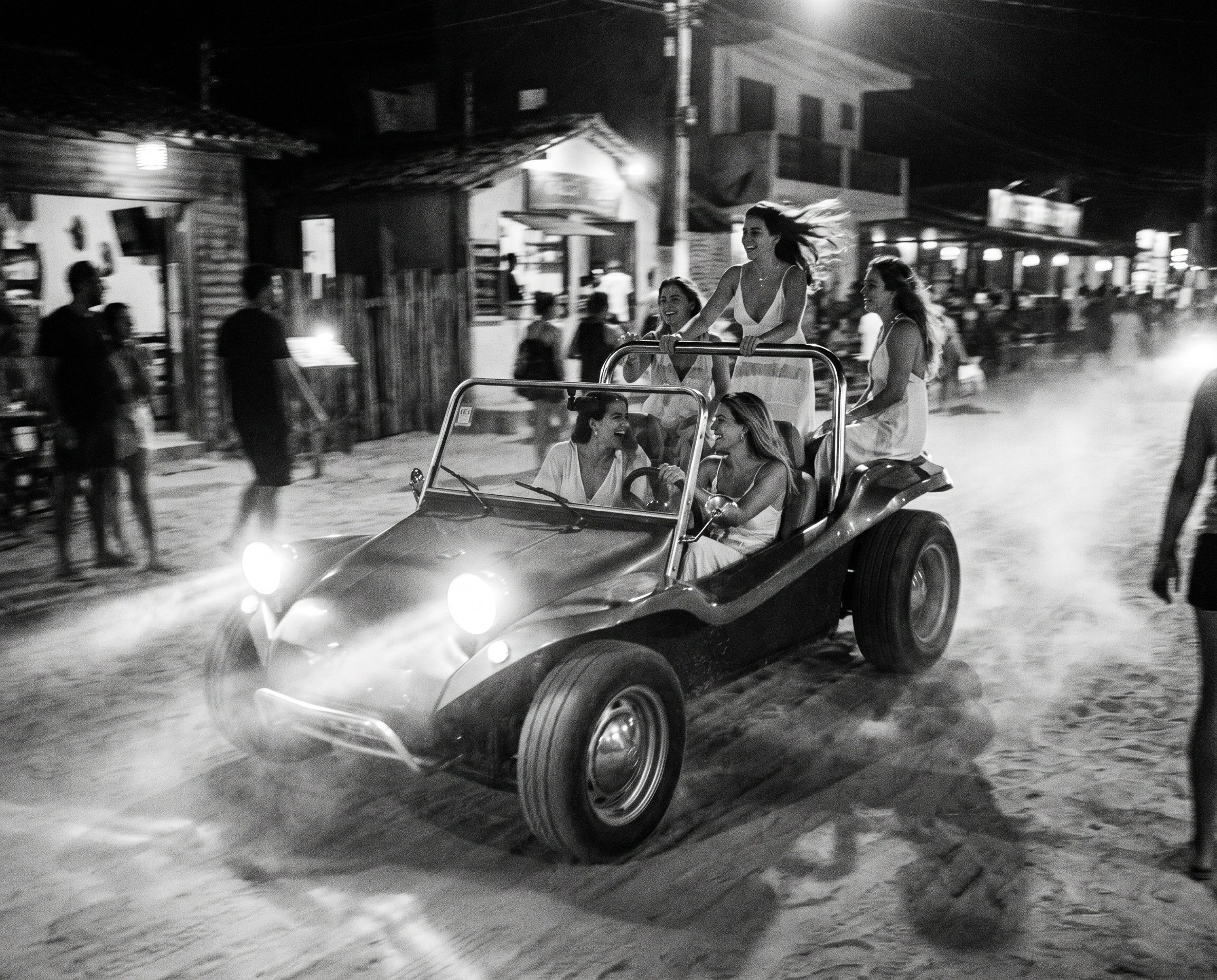 Fotografia em preto e branco do cotidiano de Jericoacoara.